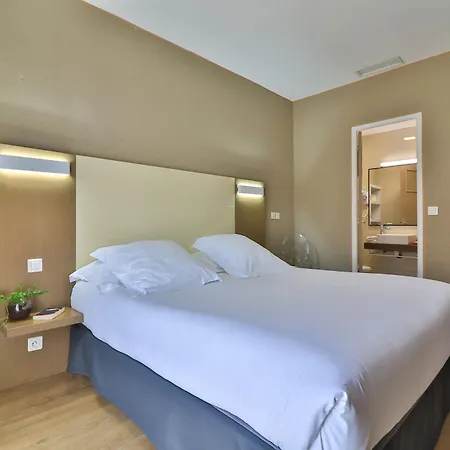 Amiraute Hotel