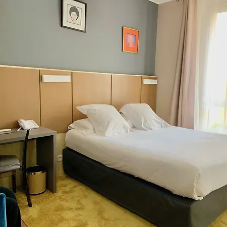 Amiraute Hotel 3*