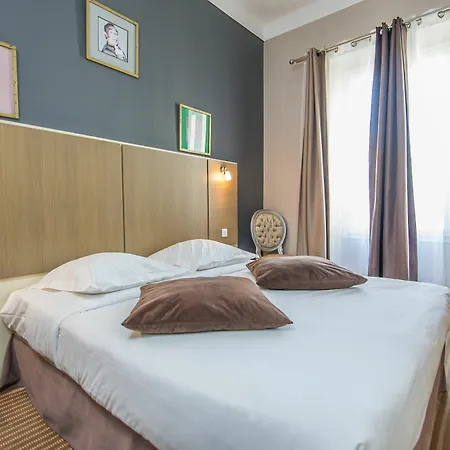 Hotel Amiraute 3*