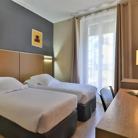Amiraute Hotel