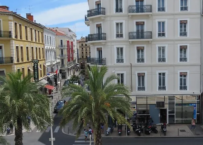 Otel Amiraute