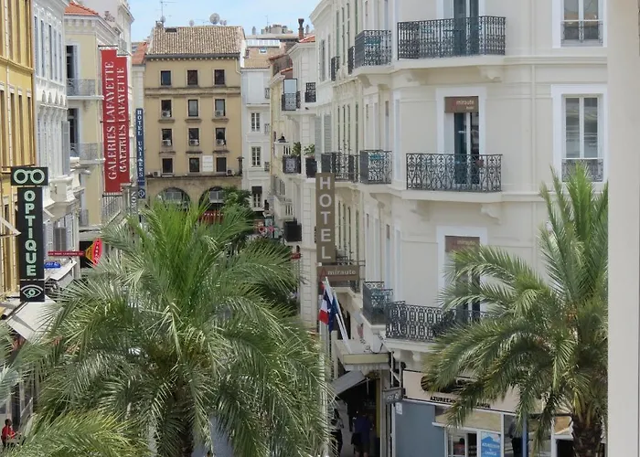 Otel Amiraute