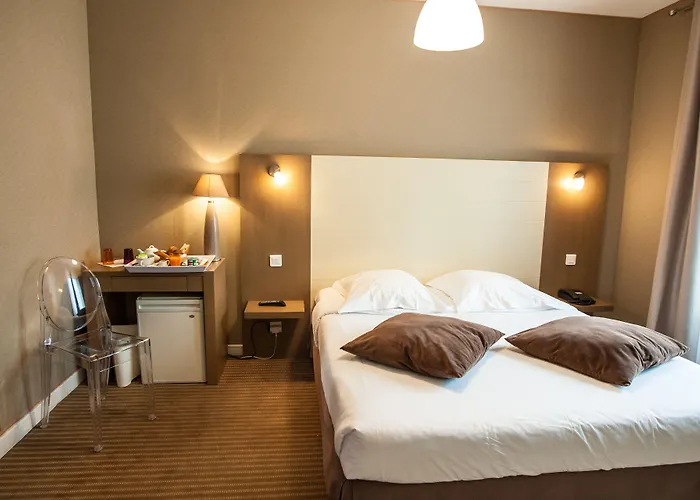 Otel Amiraute 3*