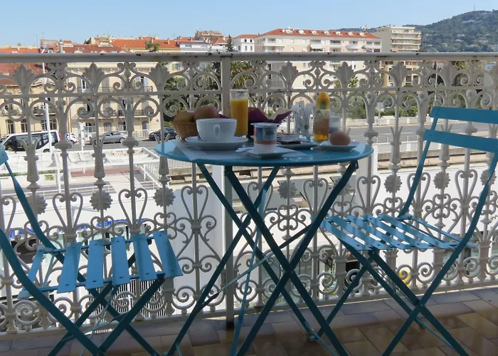 Amiraute Otel 3*