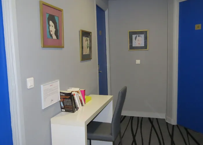 Otel Amiraute 3*