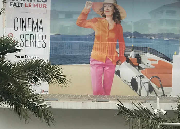 Otel Amiraute 3*