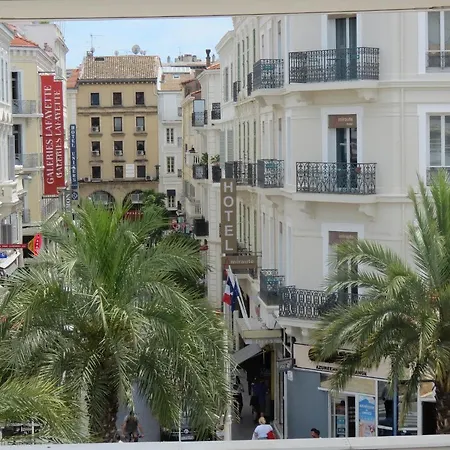 Hotell Amiraute