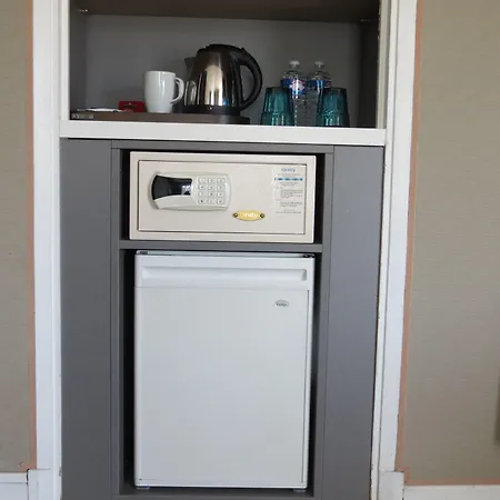 Hotel Amiraute Cannes