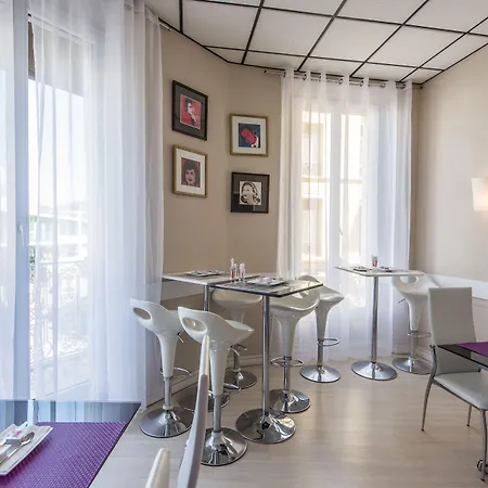Hotell Amiraute