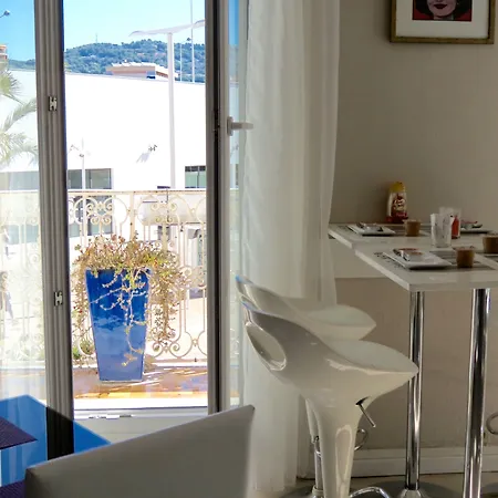 Otel Amiraute Cannes