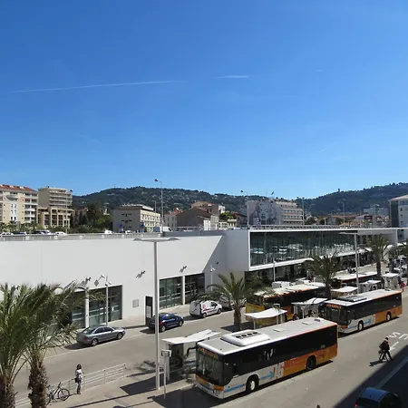 Hotel Amiraute 3*